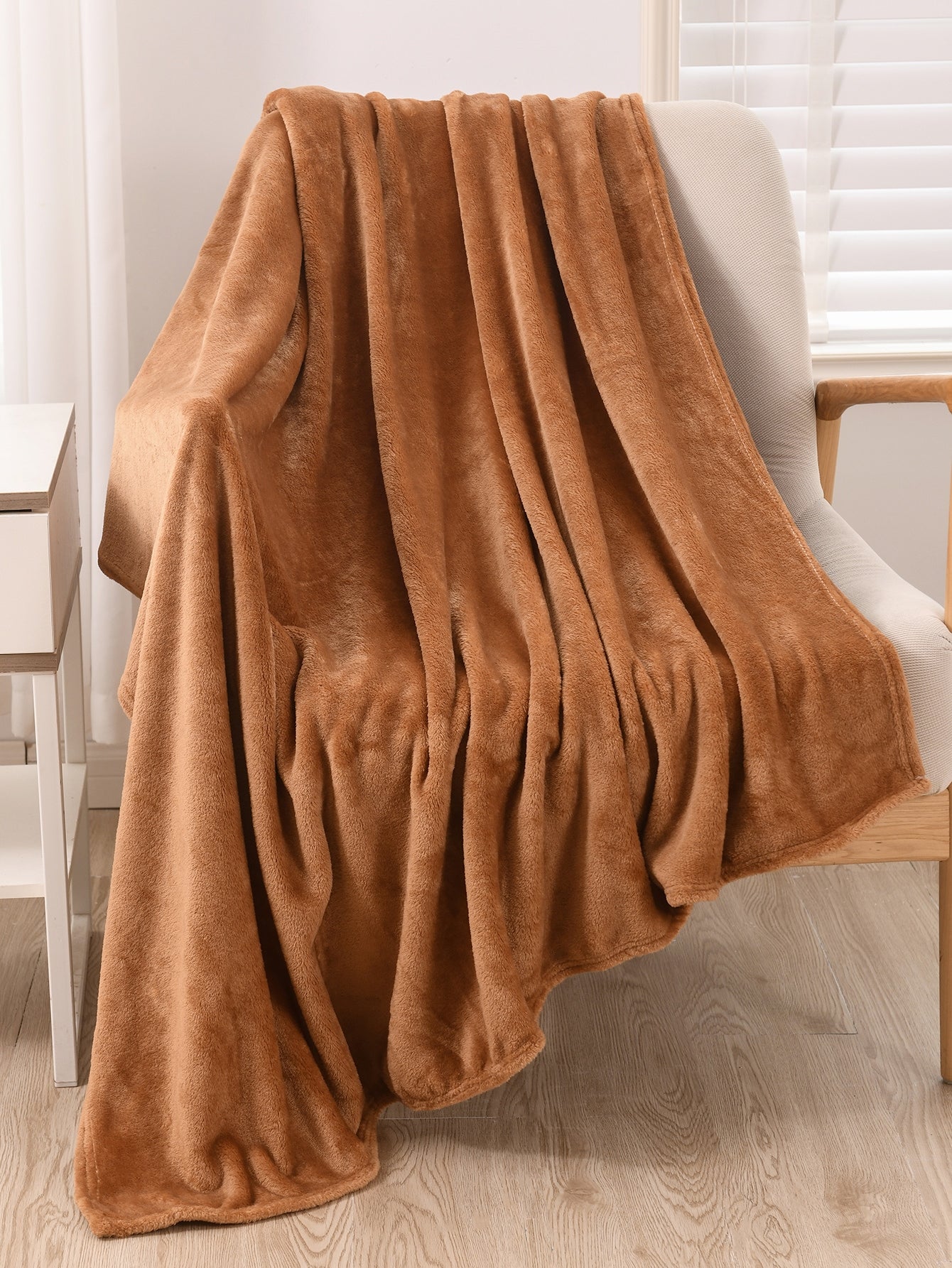 1pc Solid Color Polyester Blanket